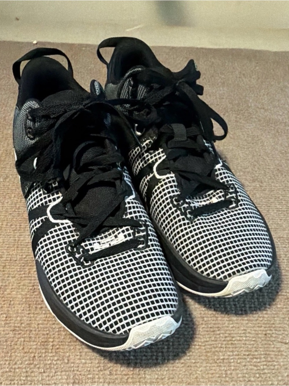 Nike LeBron Witness 7 Men's Mid Top Basketball Sneakers Black/White Mesh sz 11.5